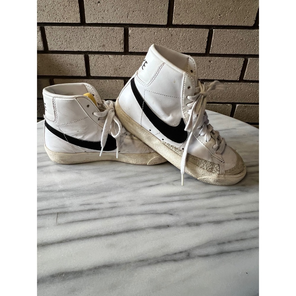 Nike Blazer Mid '77 VTG White Black Swoosh High Top Shoes Sneakers Sz 5 Unisex